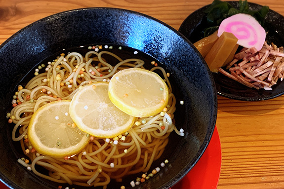 冷やしレモンラー麺